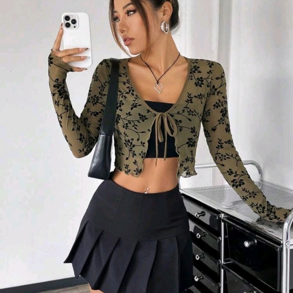 Floral Olive Green Sheer Top Size Juniors L New